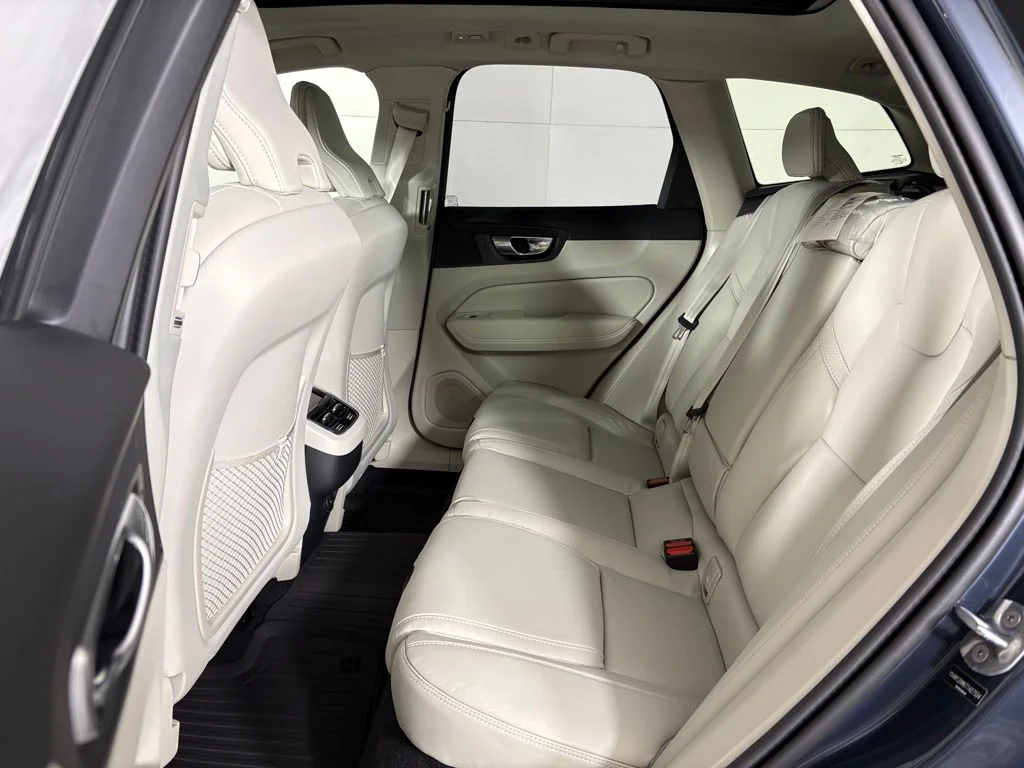 New 2026 Denim Blue Metallic Volvo Ultra image 36