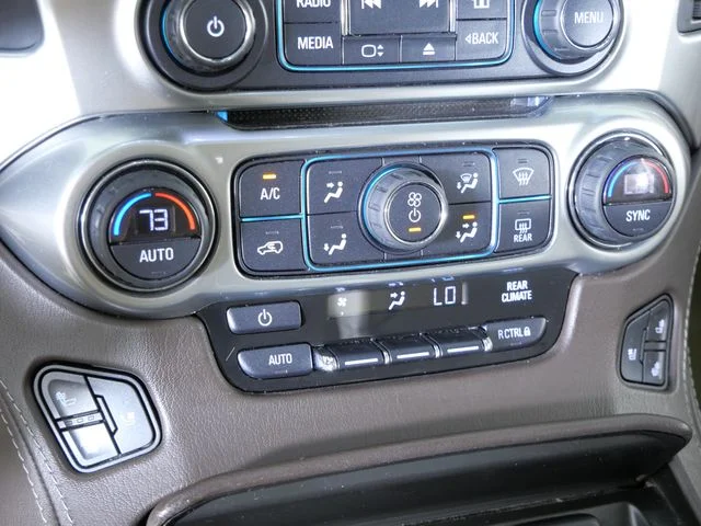 Used 2018 Beige Chevrolet Premier image 25