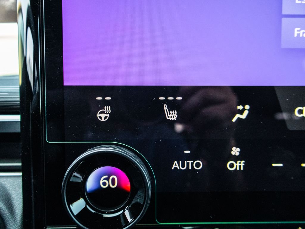 2026 Toyota C-HR SE - Photo 30