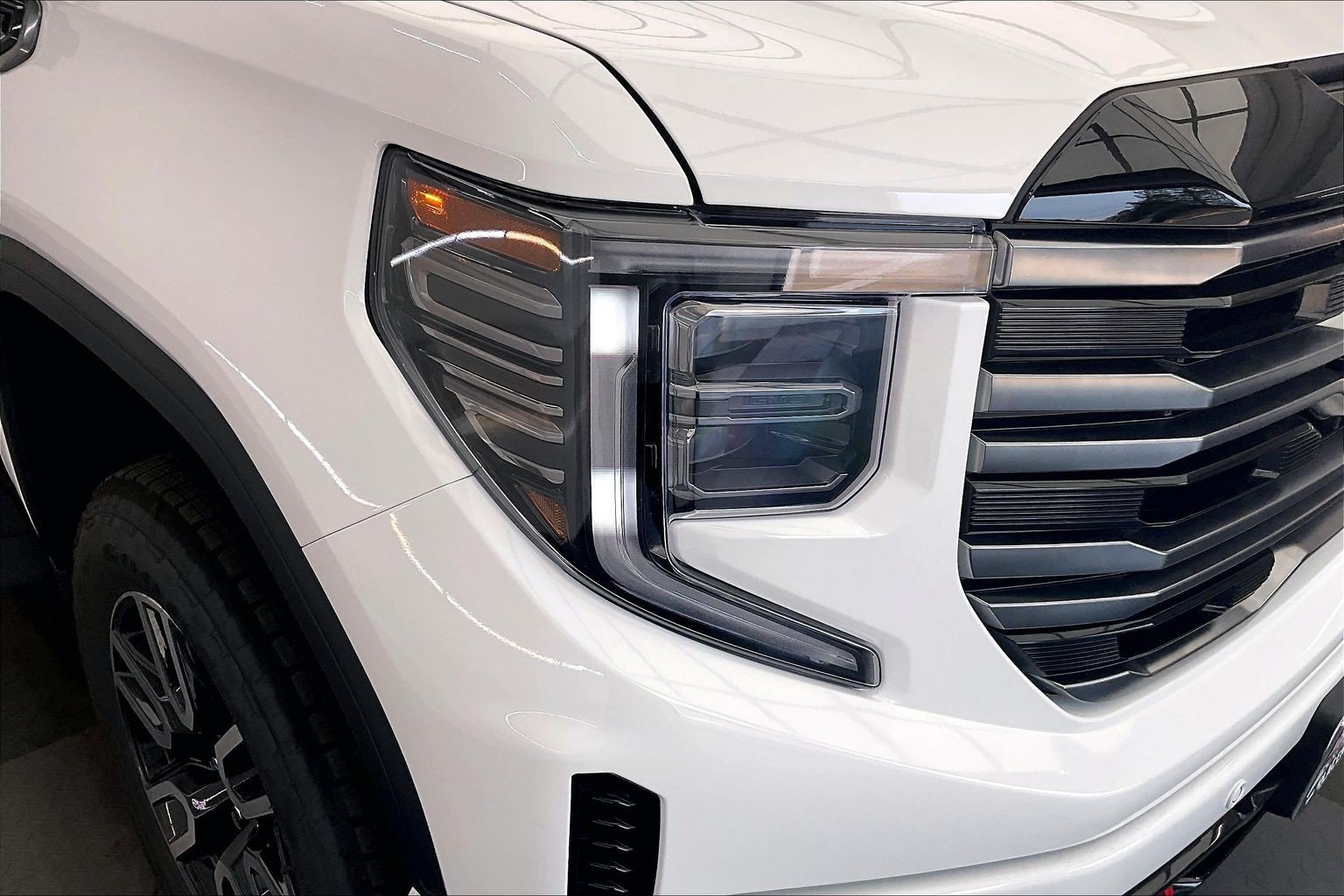 2026 GMC Sierra 1500 AT4 - Photo 15