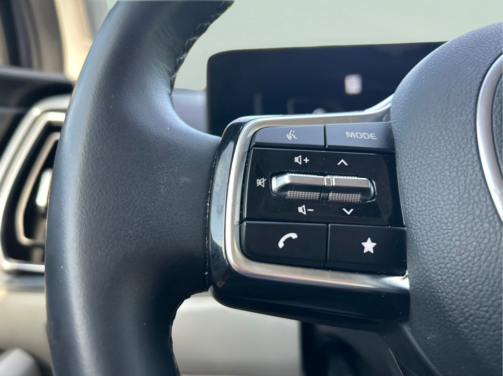 Used 2025 Black Kia X-Line SX image 15