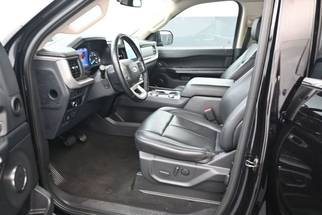 Used 2024 Black Ford XLT image 13