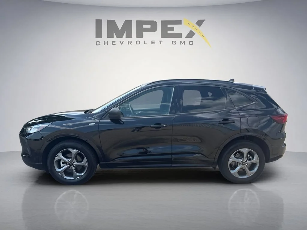 Used 2023  Ford ST-Line image 2
