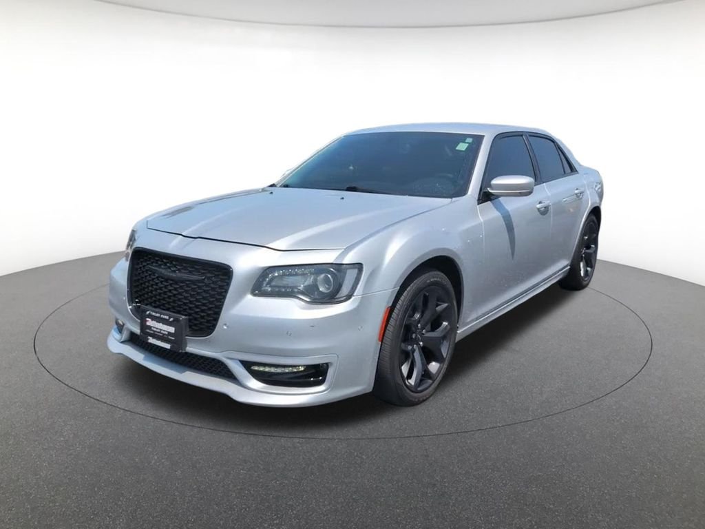 Certified Used 2022 Silver Mist Clearcoat Chrysler Touring image 12