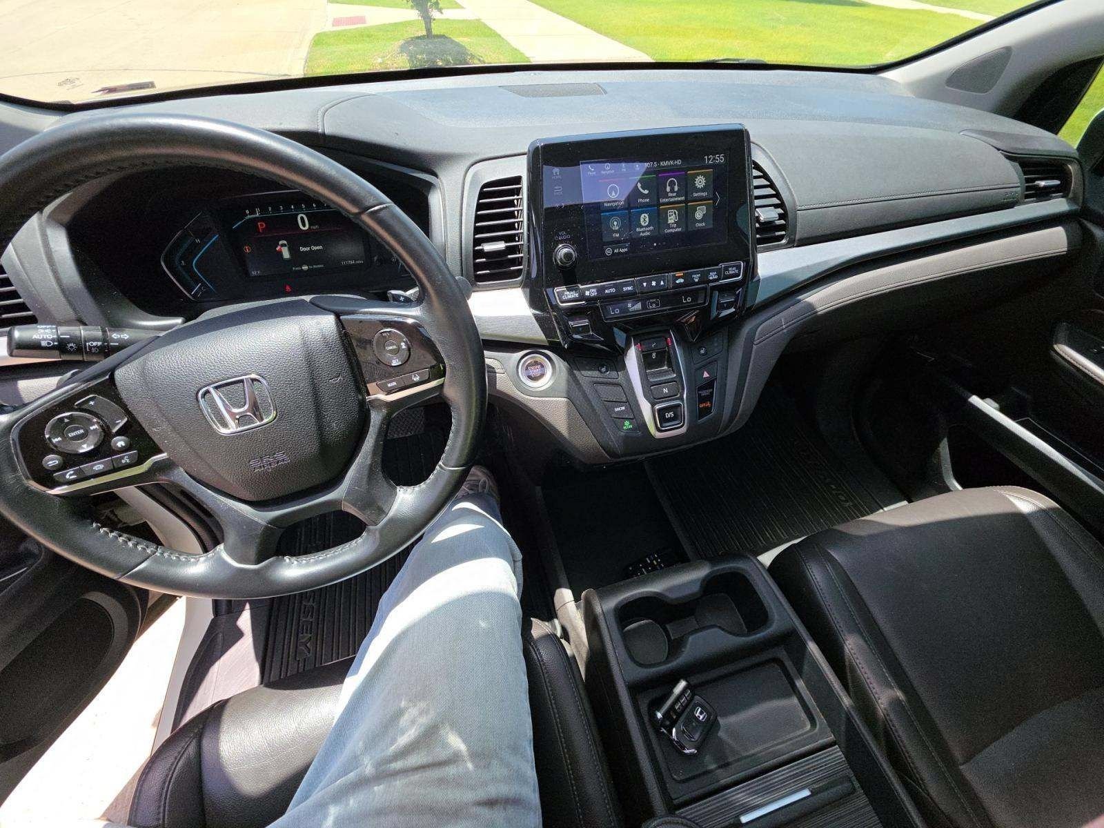 Used 2018 White Diamond Pearl Honda EX-L image 6
