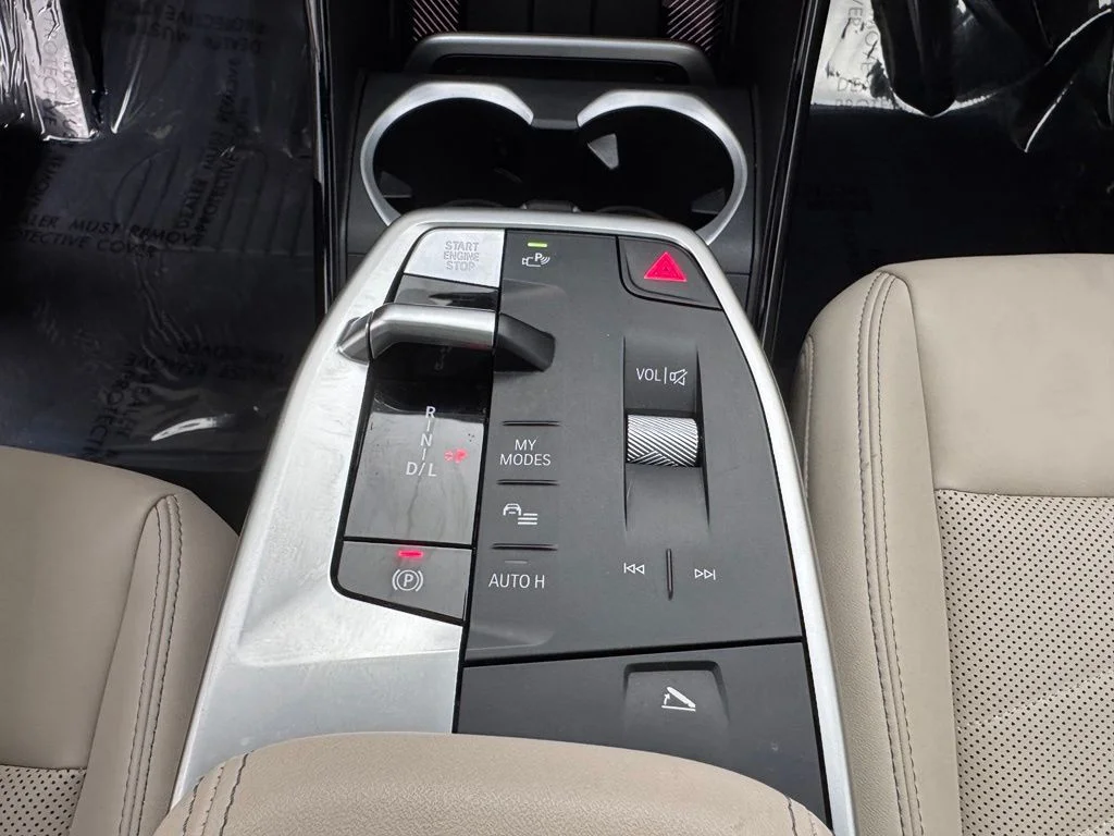 Used 2025 Gray Metallic BMW xDrive28i image 20