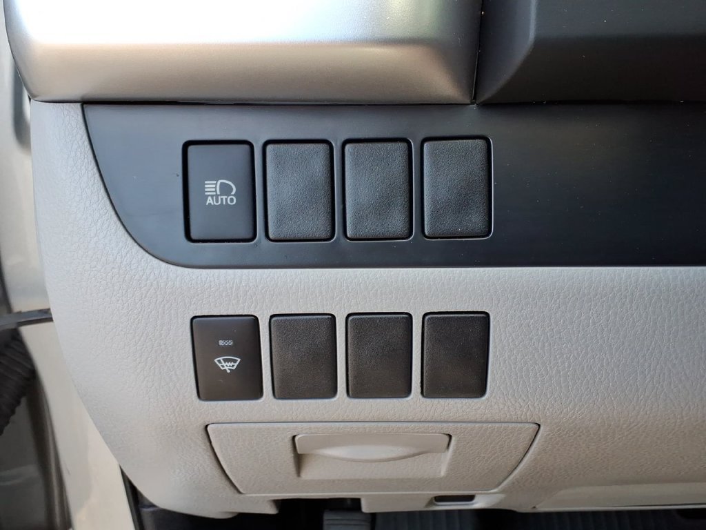 Used 2019 Celestial Silver Metallic Toyota LE image 16