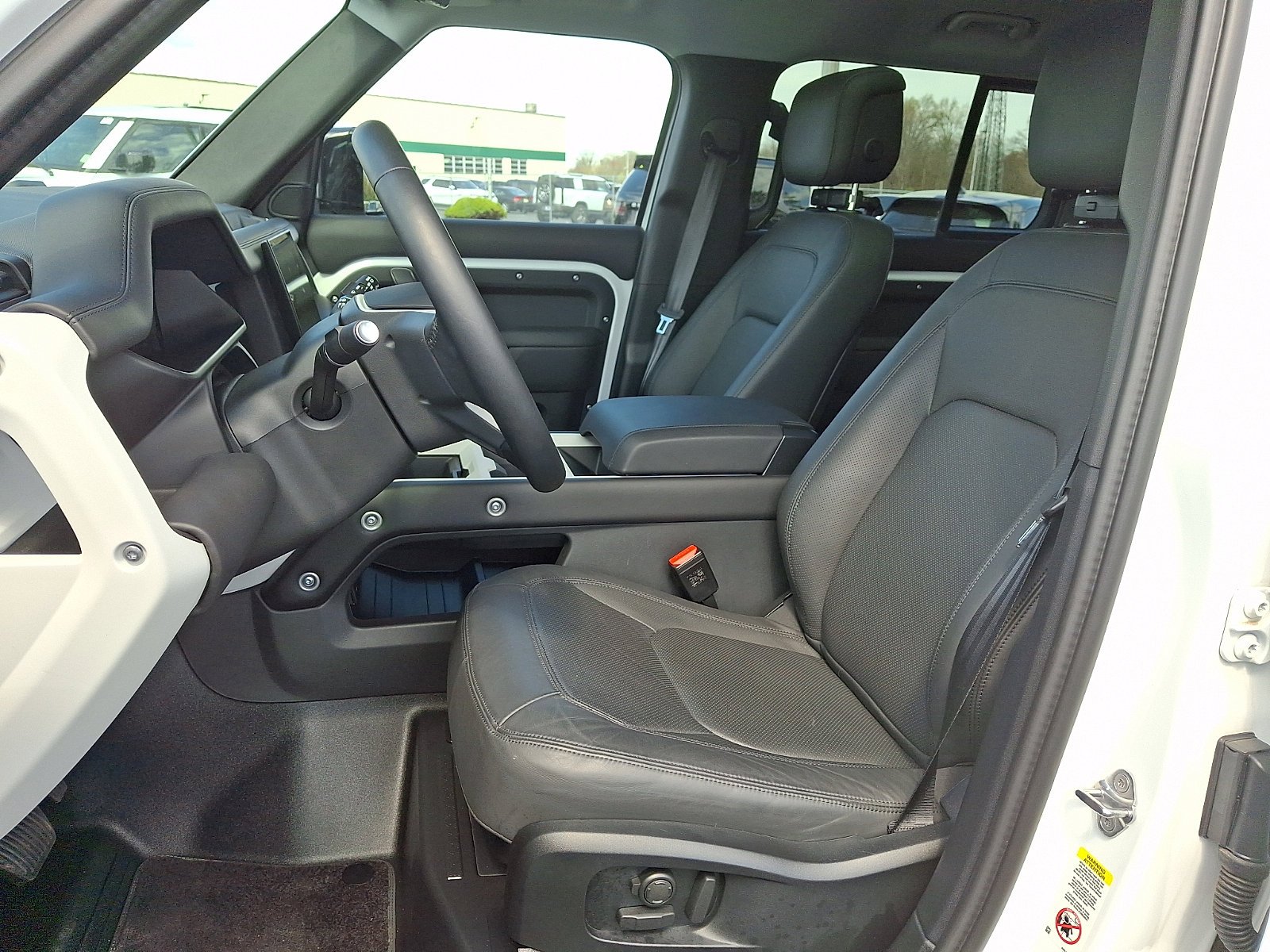 Used 2025 Fuji White   1Aa Land Rover S image 26