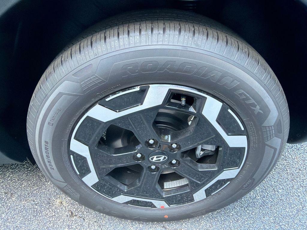 New 2027 Gray Hyundai SE FWD image 20