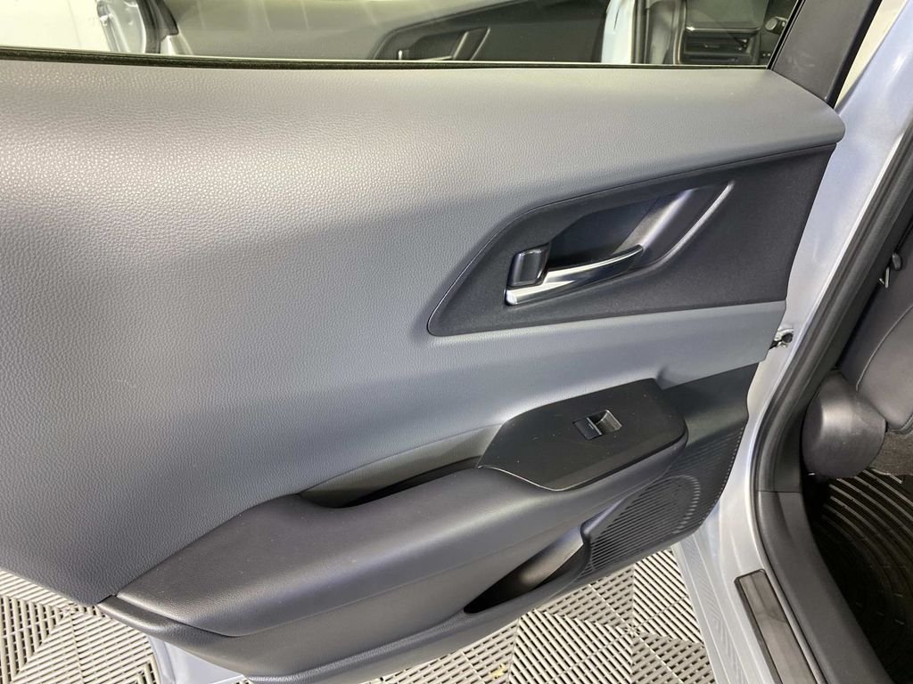 Used 2023 Silver Toyota XLE image 27