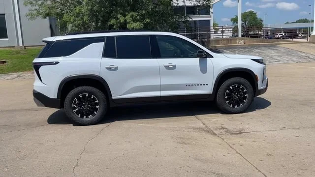 2026 Chevrolet Traverse Z71 - Photo 9