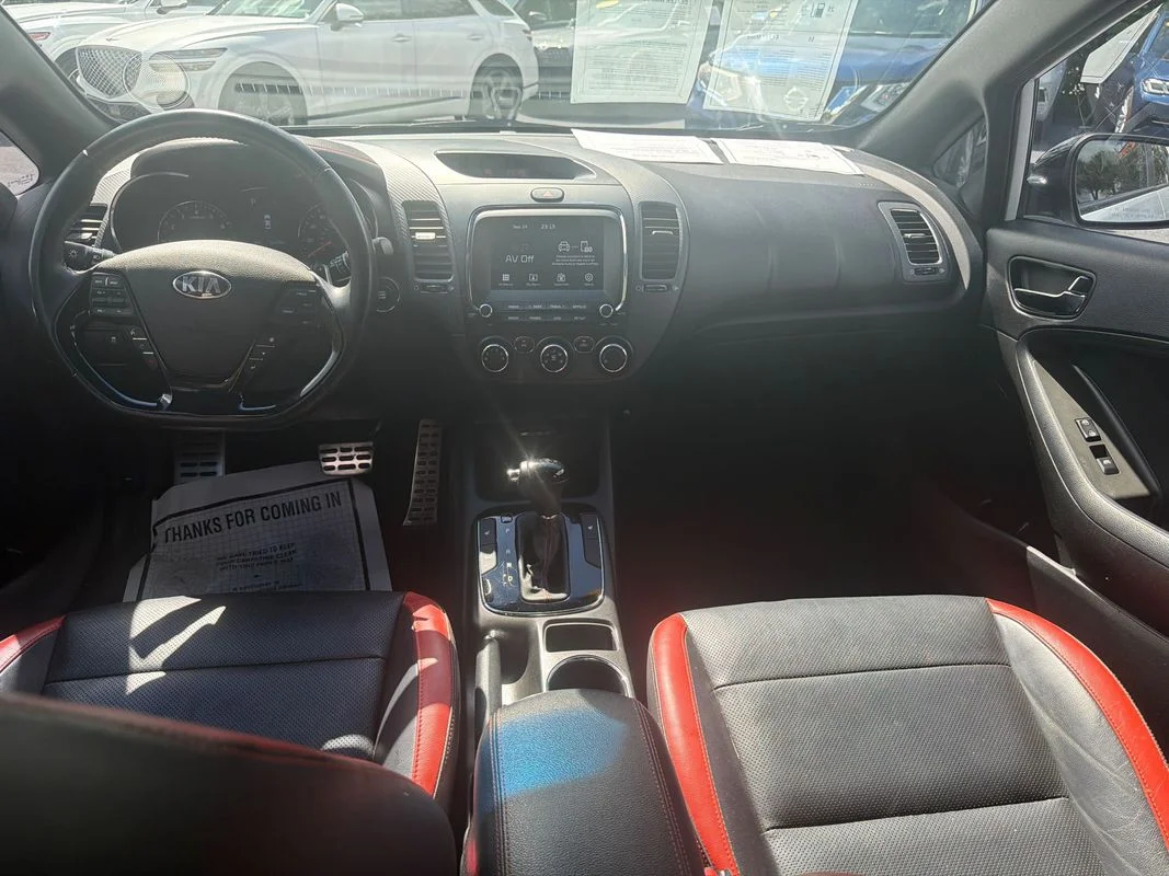 Used 2018 White Kia SX image 19
