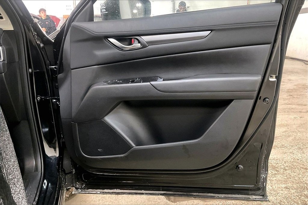 2025 MAZDA CX-5 - Image 23