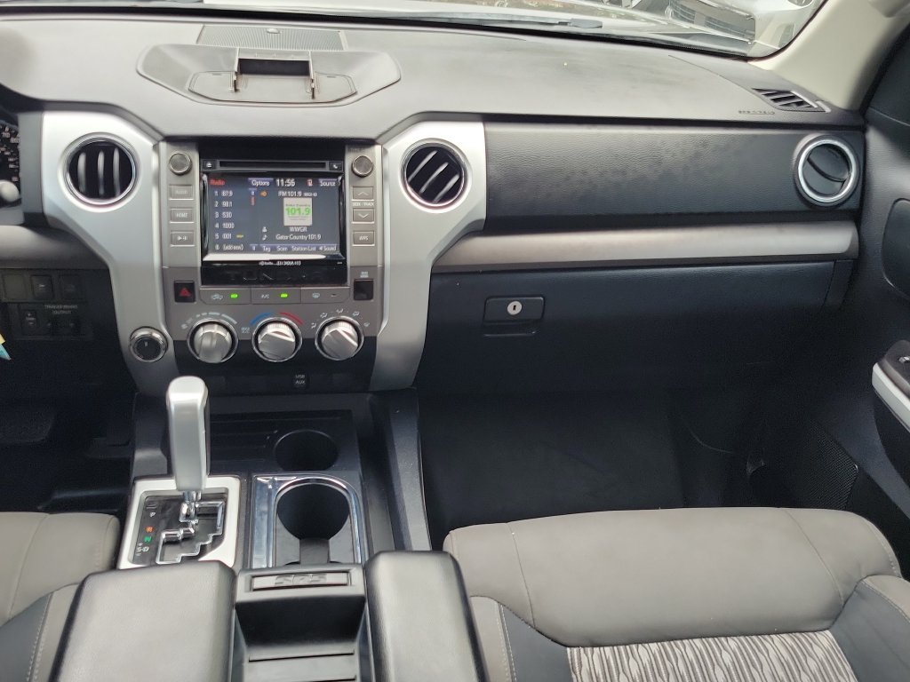 Used 2019 Gray Toyota SR5 image 8