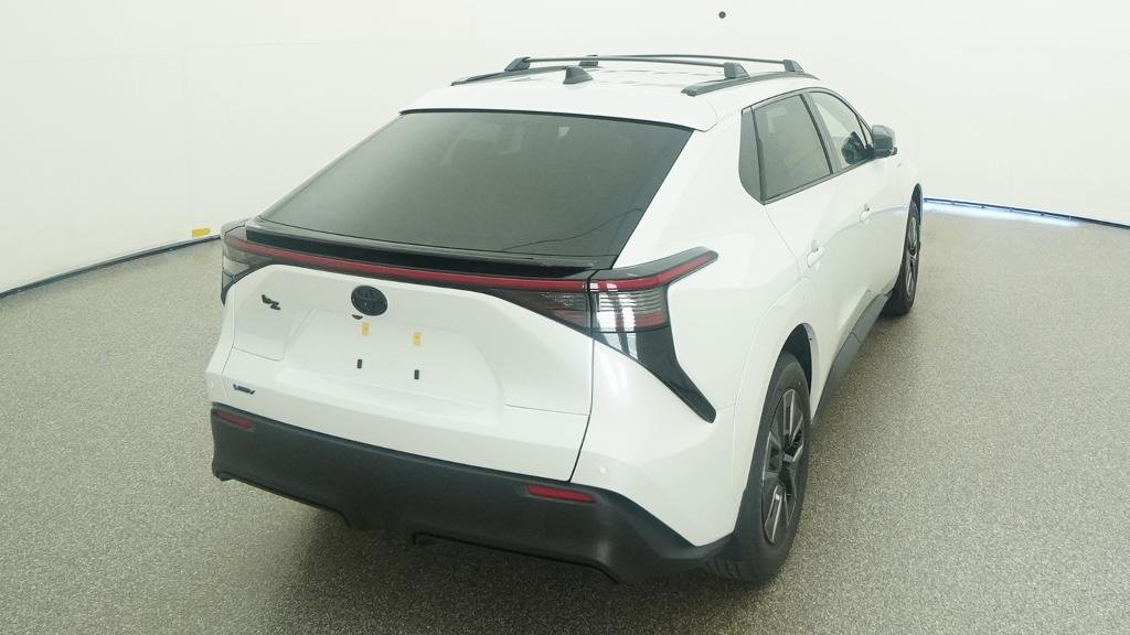 New 2026 Wind Chill Pearl Toyota XLE image 22