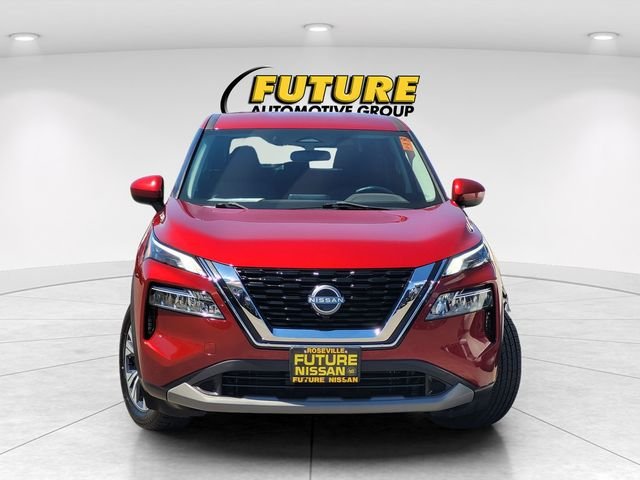 Used 2023 Red Nissan SV image 2