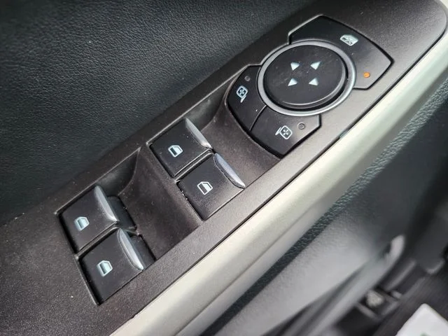 Used 2024 White Ford XLT image 35