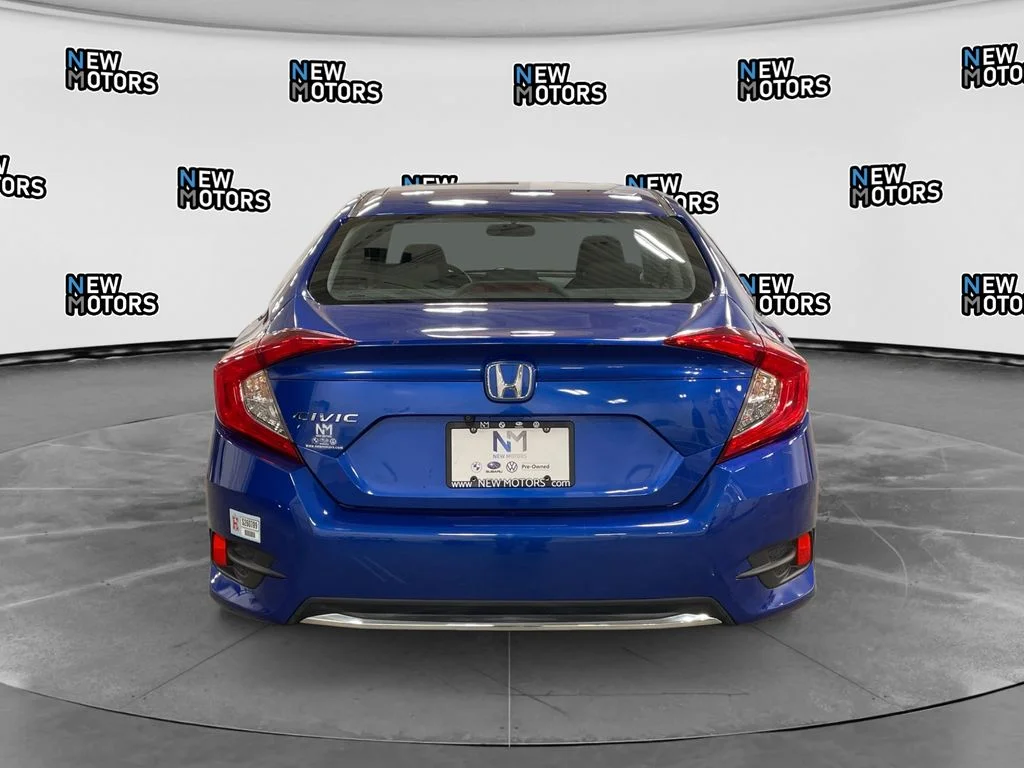 Used 2019  Honda LX image 4