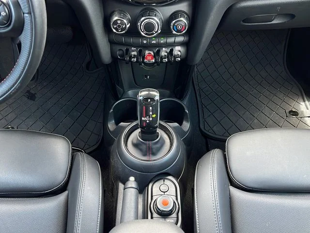 Used 2020 Red MINI Signature image 14