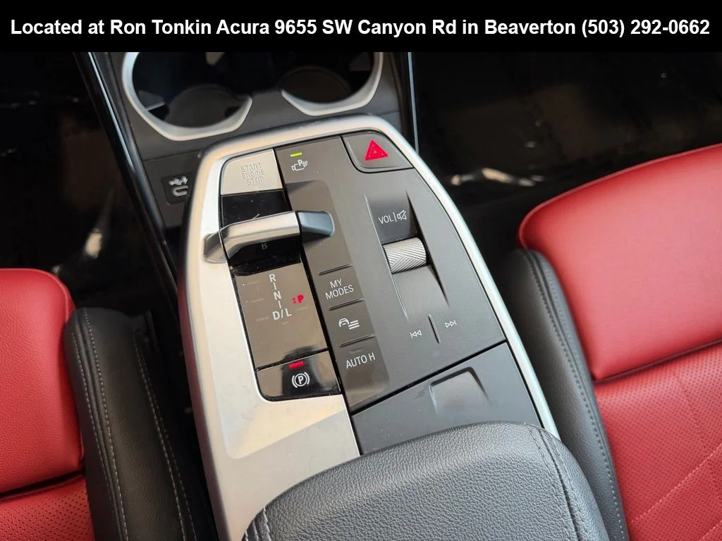 Used 2023 Jet Black BMW xDrive28i image 25