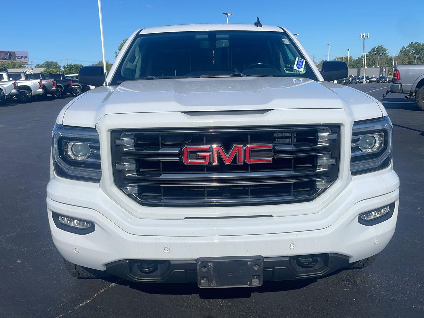 Used 2018 Summit White GMC SLT image 7
