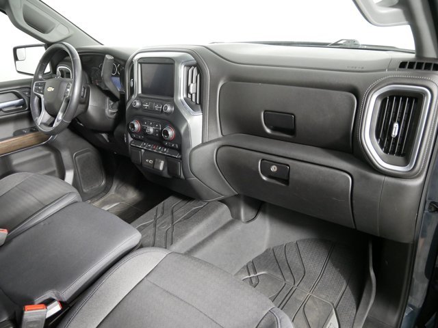 Used 2019 Shadow Gray Metallic Chevrolet Double Cab LT w/ Z71 Off-Road Pkg image 16