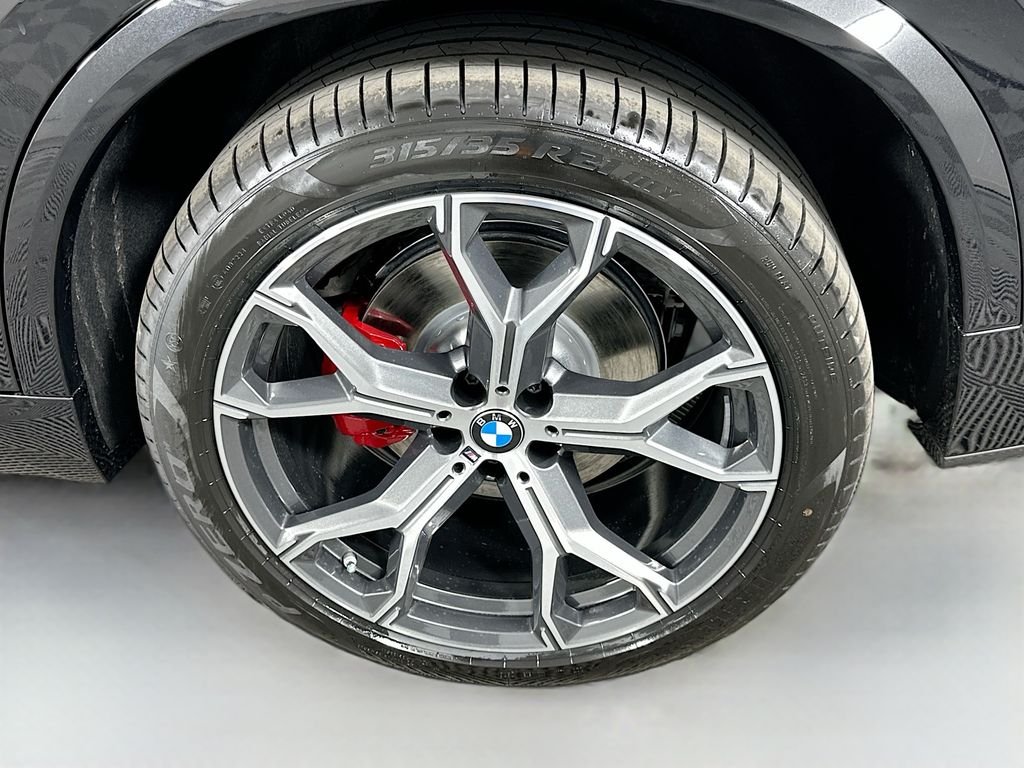 New 2026 Black Sapphire Metallic BMW xDrive40i image 23