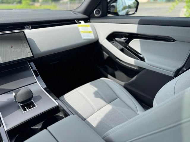 New 2026 Santorini Black Land Rover S image 12