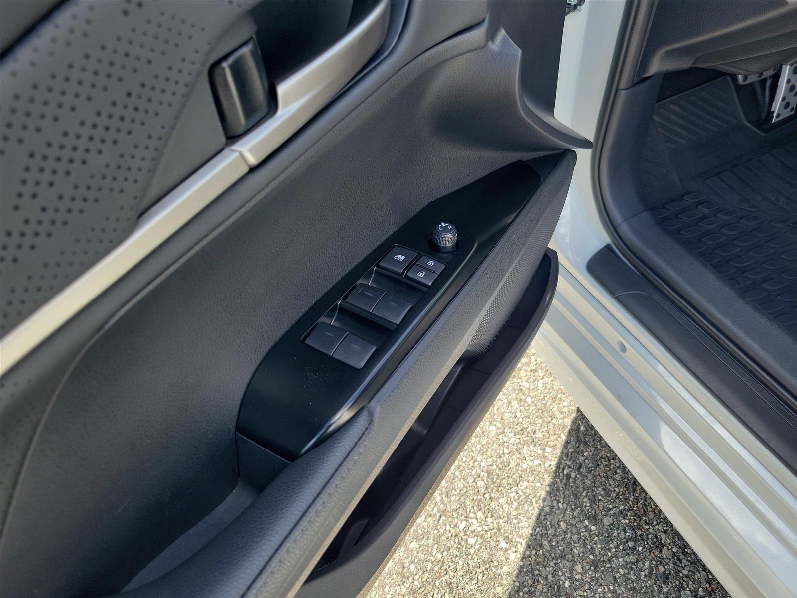 Used 2026 Wind Chill Pearl Toyota XSE image 16