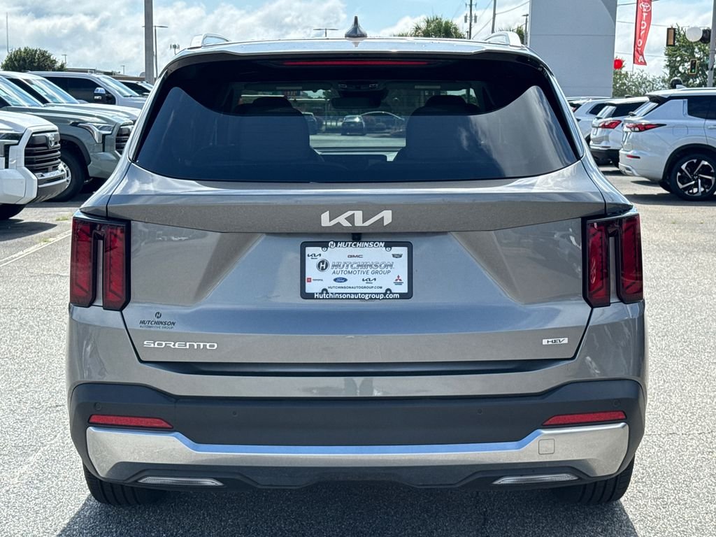 Used 2026 Beige Kia EX image 4