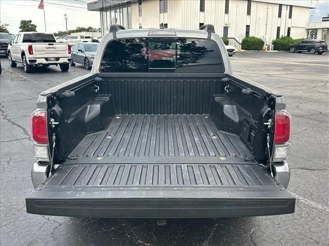 Used 2021  Toyota TRD Off-Road image 11