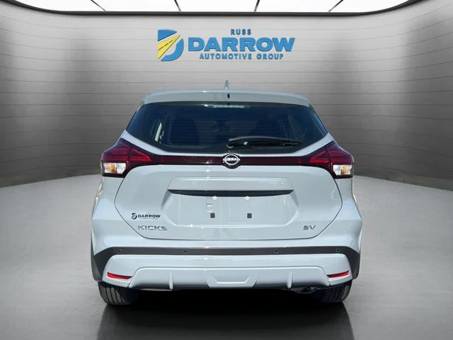 Used 2023 Gray Nissan SV image 4