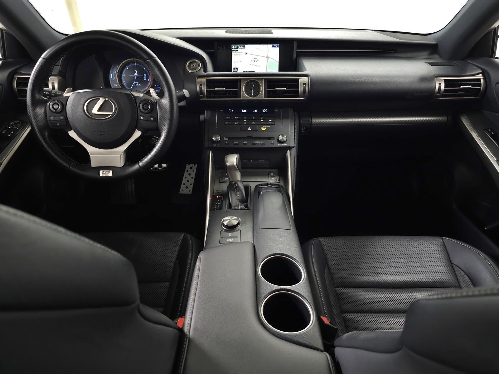 Used 2015 White Lexus F SPORT image 9