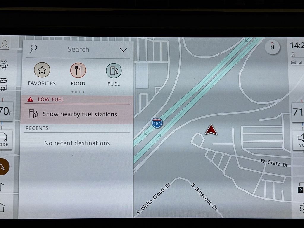 New 2025 Santorini Black Land Rover Dynamic image 13