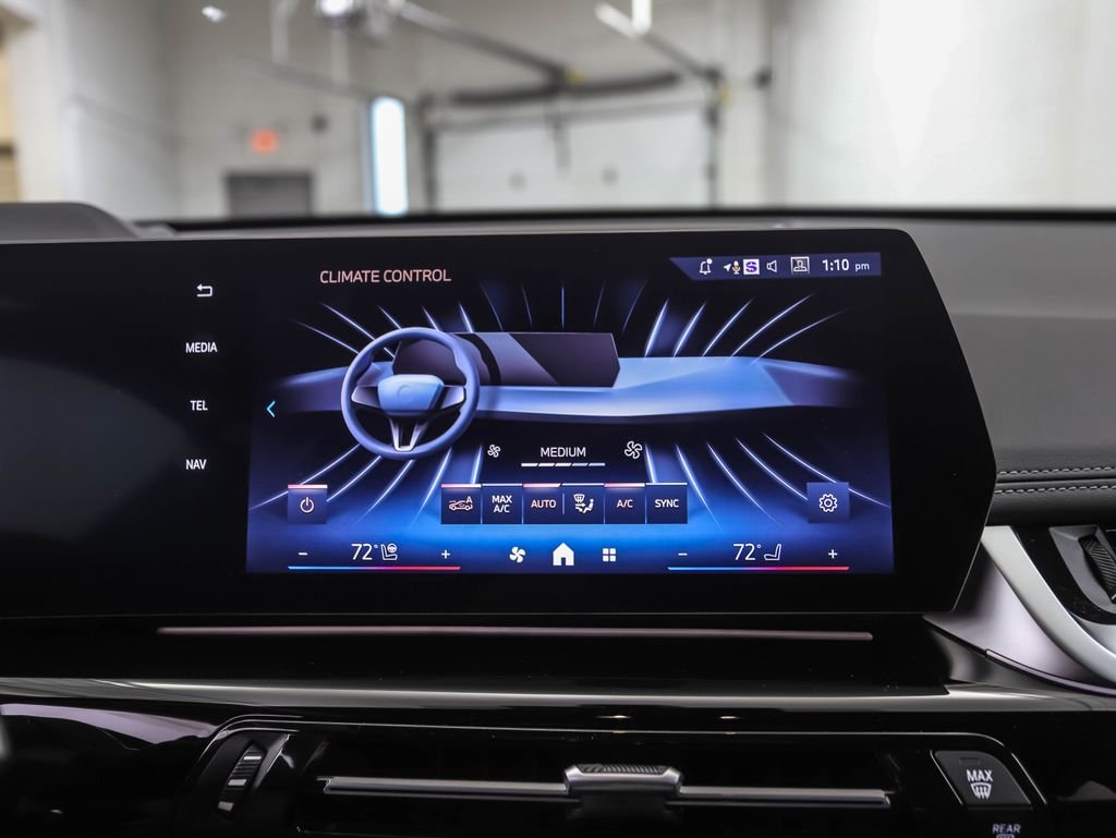 Used 2026 Blue Metallic BMW xDrive28i image 17