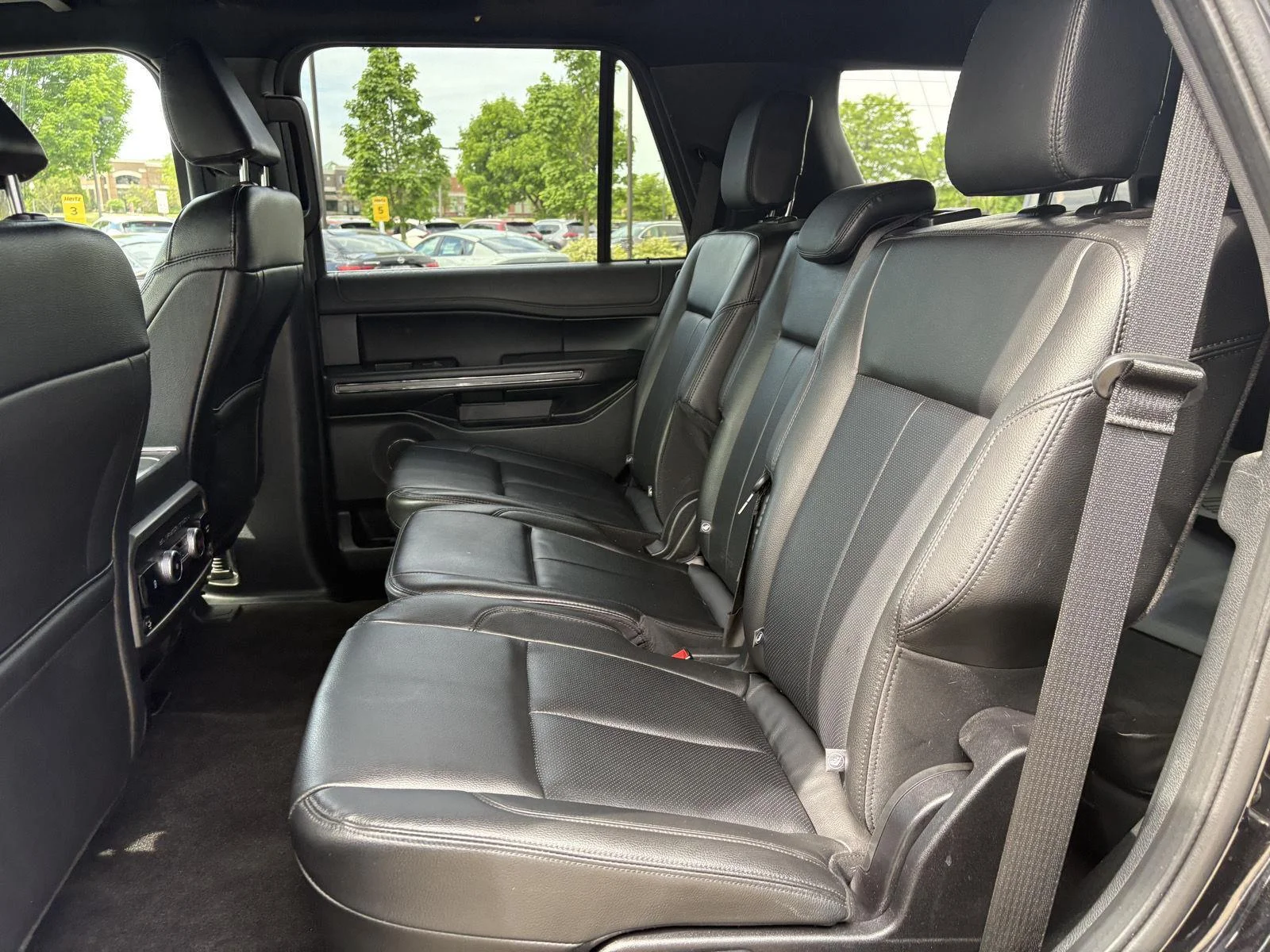 Used 2021 Agate Black Ford XLT image 19