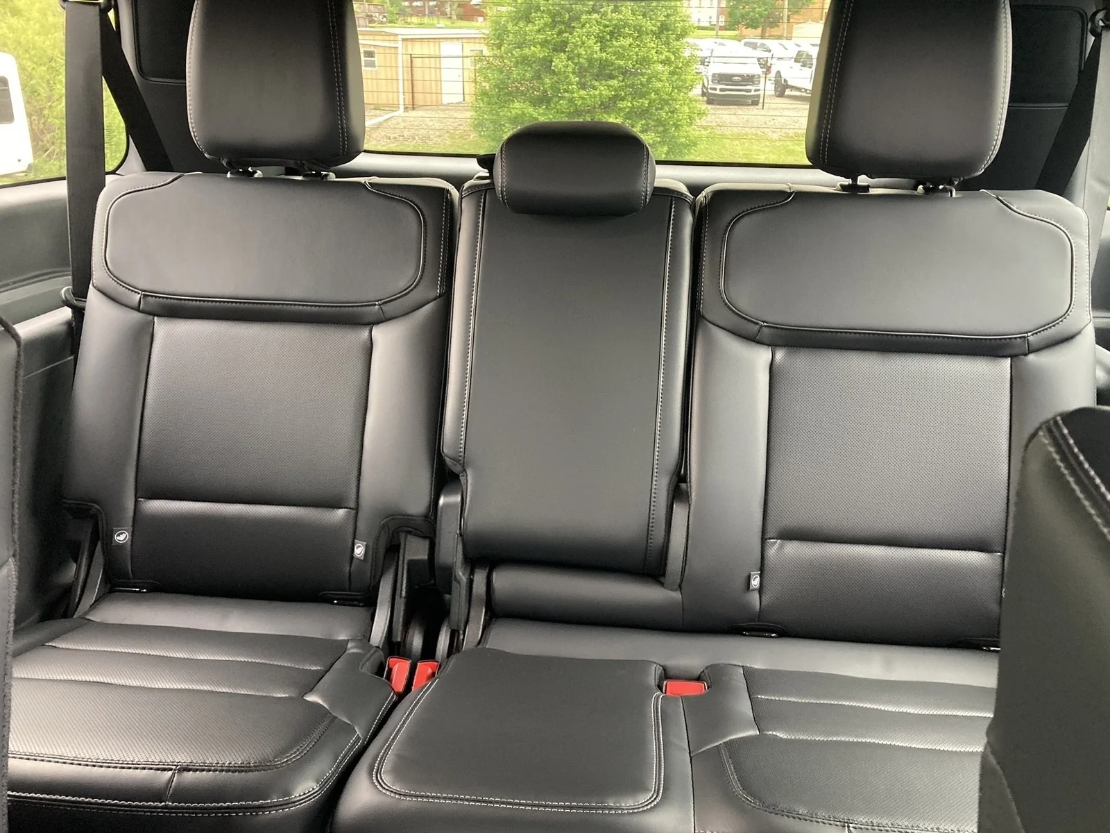 New 2026 Space Silver Metallic Ford MAX Platinum® image 25