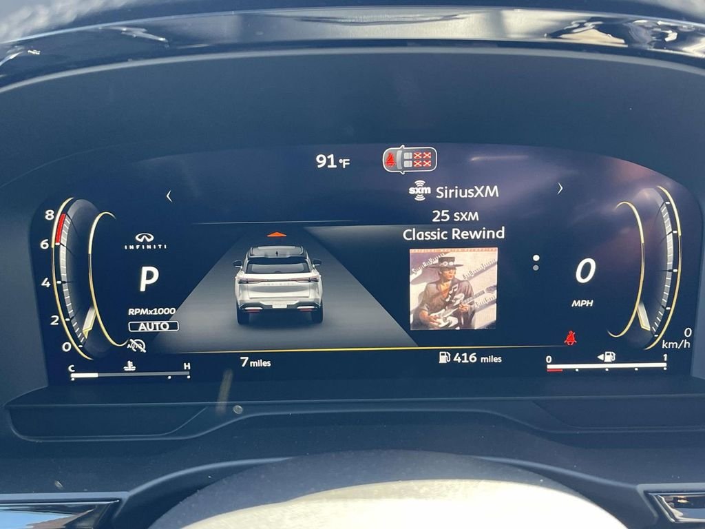 New 2026 2T RAD WHT INFINITI Sport AWD image 20