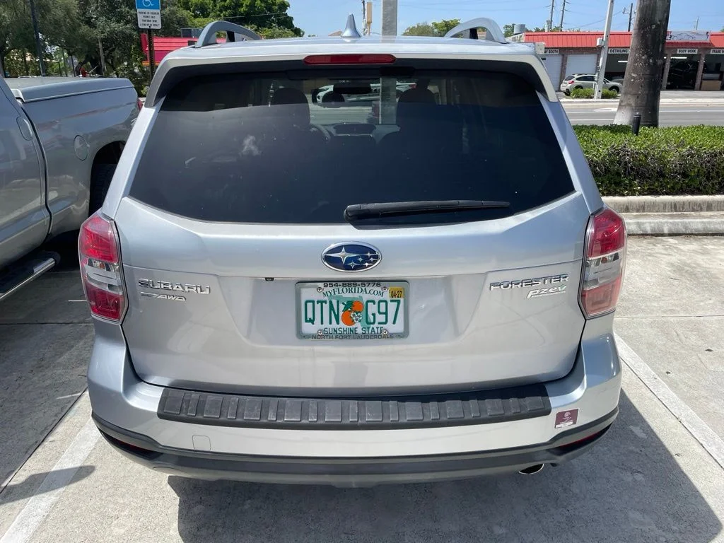 Used 2016 Silver Subaru 2.5i Limited image 3