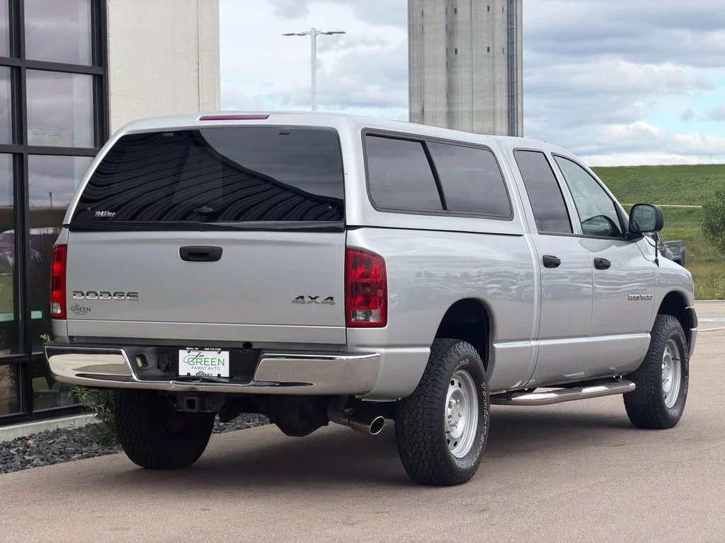 Used 2004 Silver Dodge ST image 5