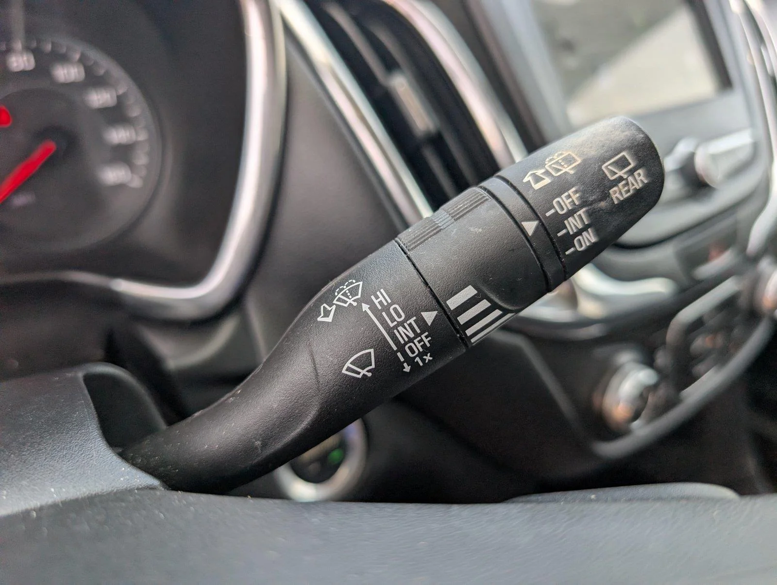 Used 2019 SANDY RIDGE METALLIC Chevrolet LT image 23