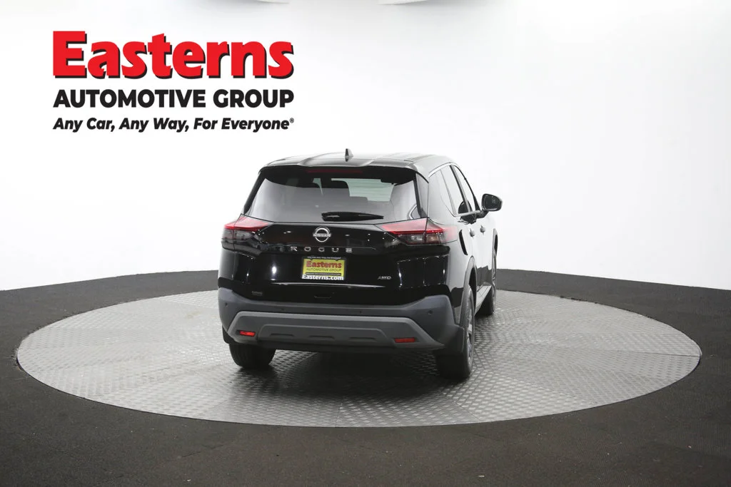Used 2023 Black Nissan S image 40