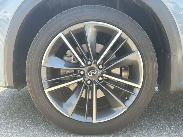 Used 2024 Gray INFINITI SPORT image 10