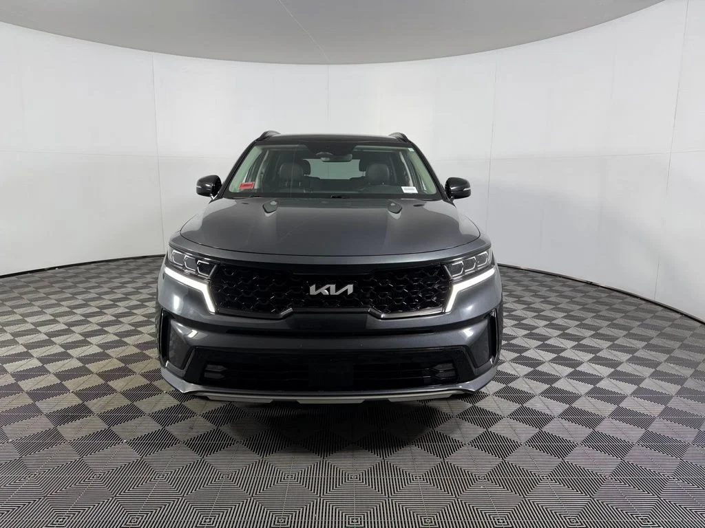 Certified Used 2023 Gray Kia SX image 5
