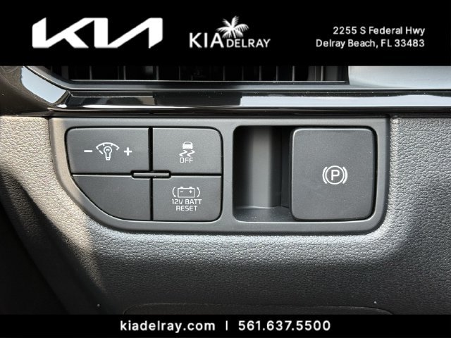 New 2027 Fusion Black Kia S image 25