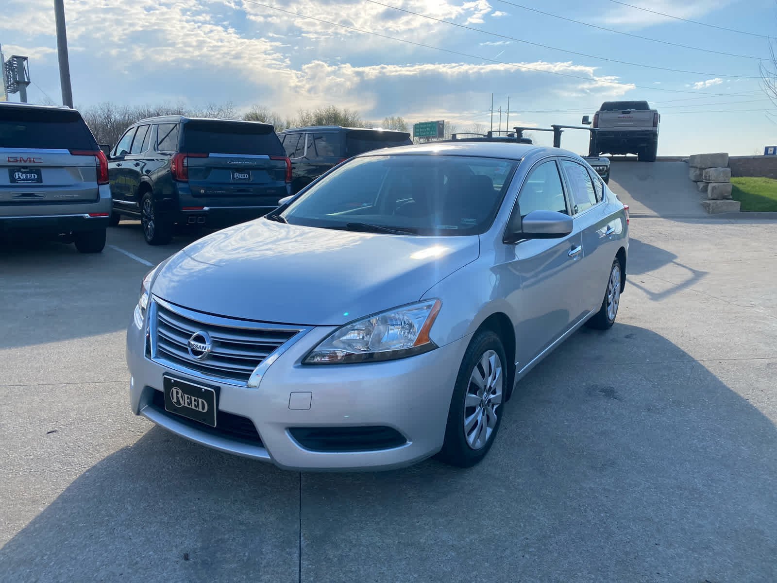 Used 2015 Nissan Sentra SV with VIN 3N1AB7AP5FY315901 for sale in Kansas City