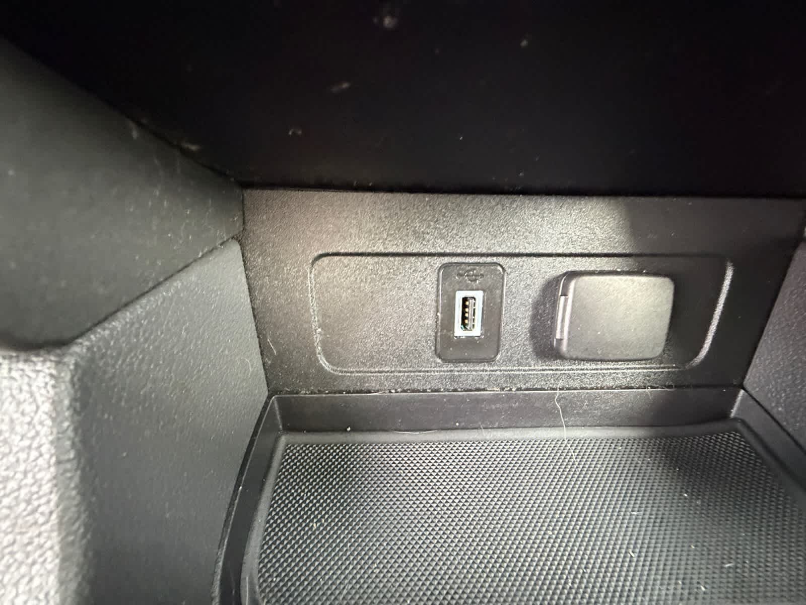 Used 2017 Lightning Blue Ford SE image 36