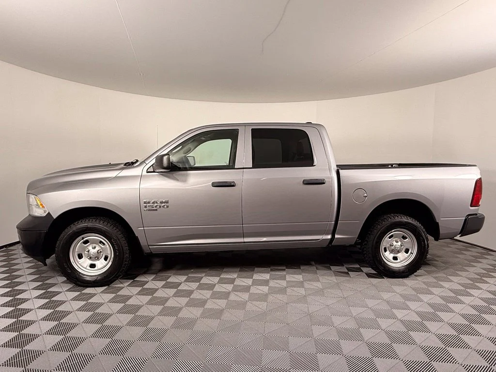 Used 2019 Silver Ram Tradesman image 12