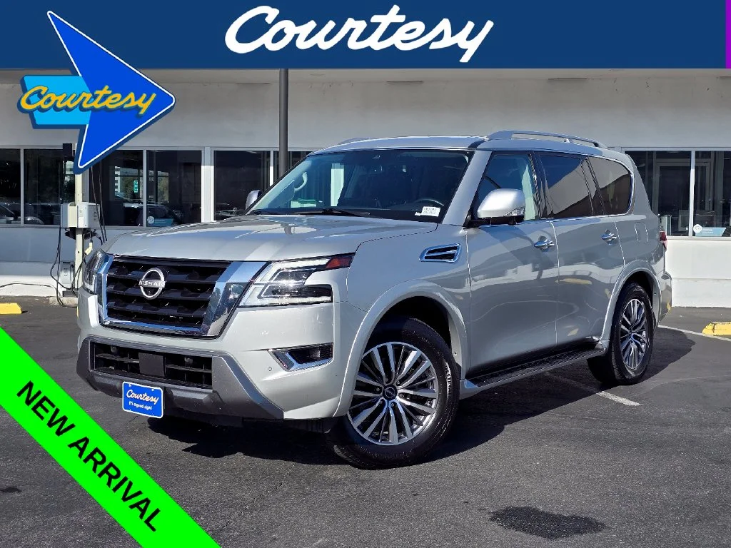 Used 2024 Silver Nissan SL image 1