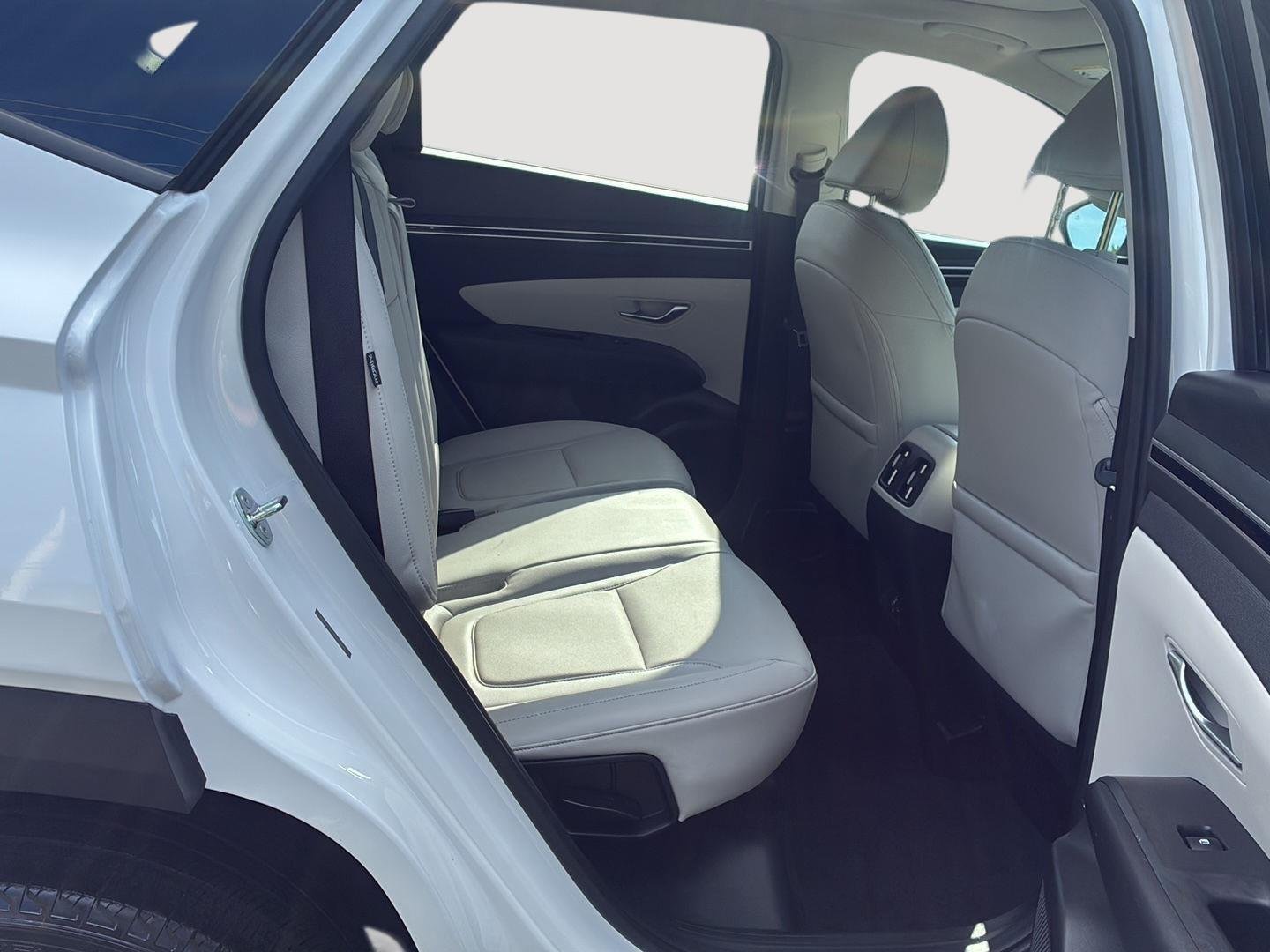 Used 2024 White Pearl Hyundai SEL image 16